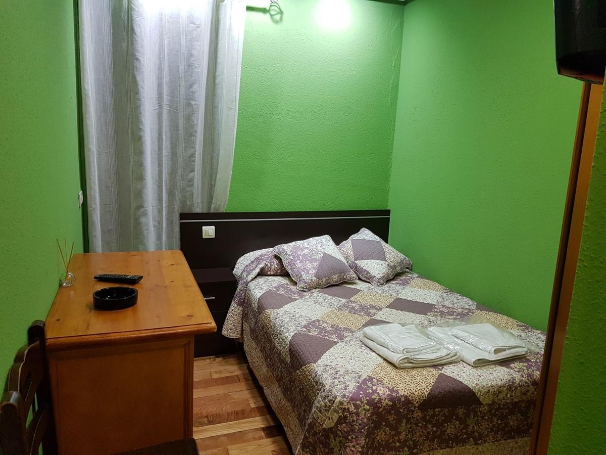 Hostal Los Nogales กันกัส เดล นาเซอา ภายนอก รูปภาพ