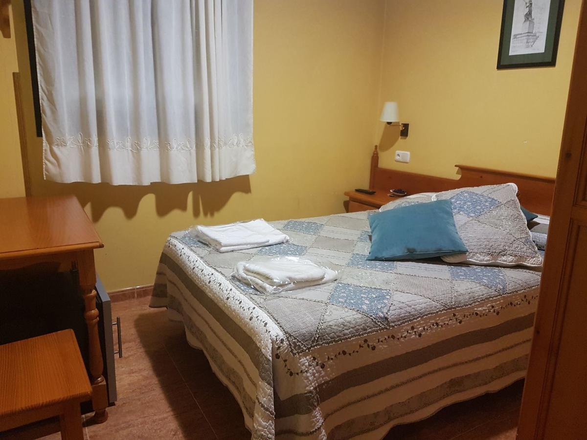 Hostal Los Nogales กันกัส เดล นาเซอา ภายนอก รูปภาพ