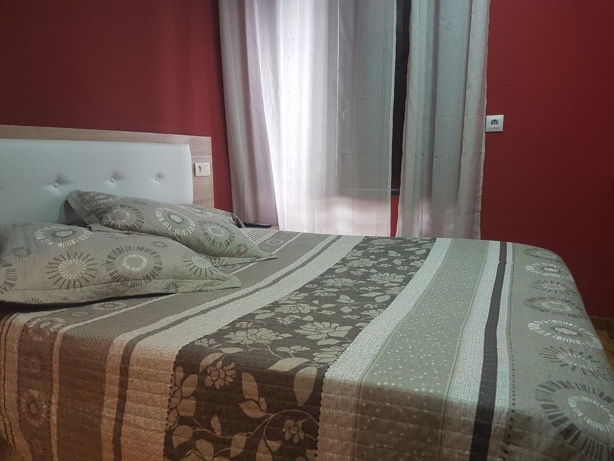 Hostal Los Nogales กันกัส เดล นาเซอา ภายนอก รูปภาพ