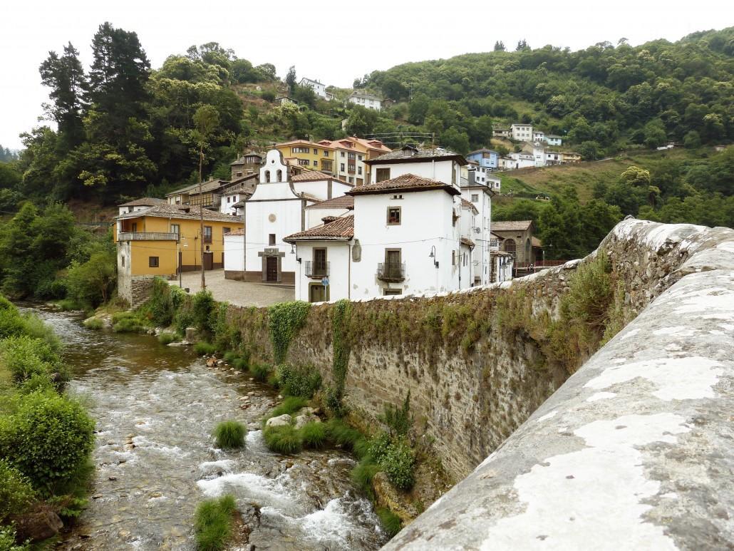 Hostal Los Nogales กันกัส เดล นาเซอา ภายนอก รูปภาพ