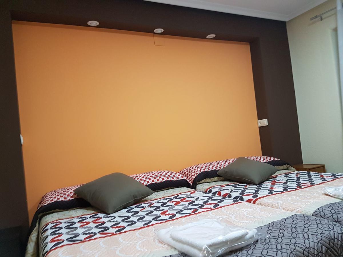 Hostal Los Nogales กันกัส เดล นาเซอา ภายนอก รูปภาพ
